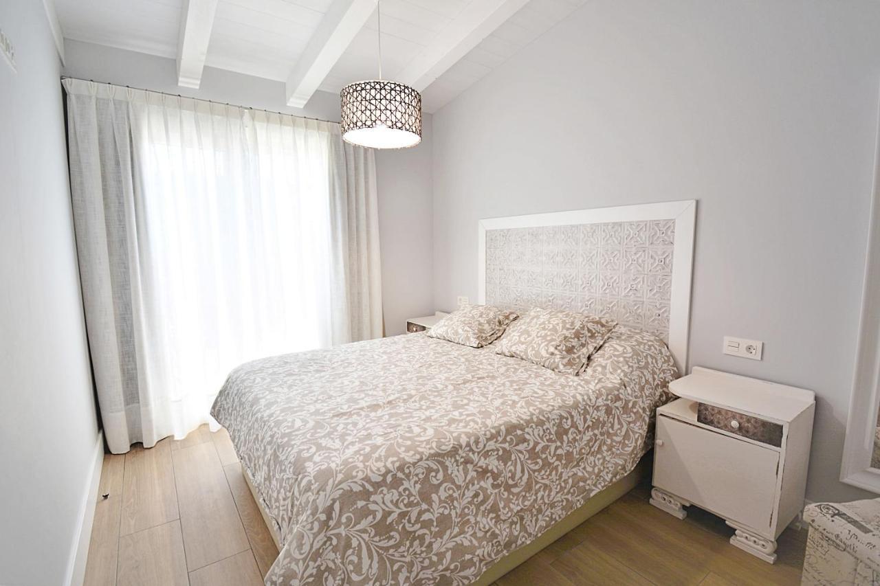 Galihost - Apartamentos Mamuela Ribadumia 외부 사진